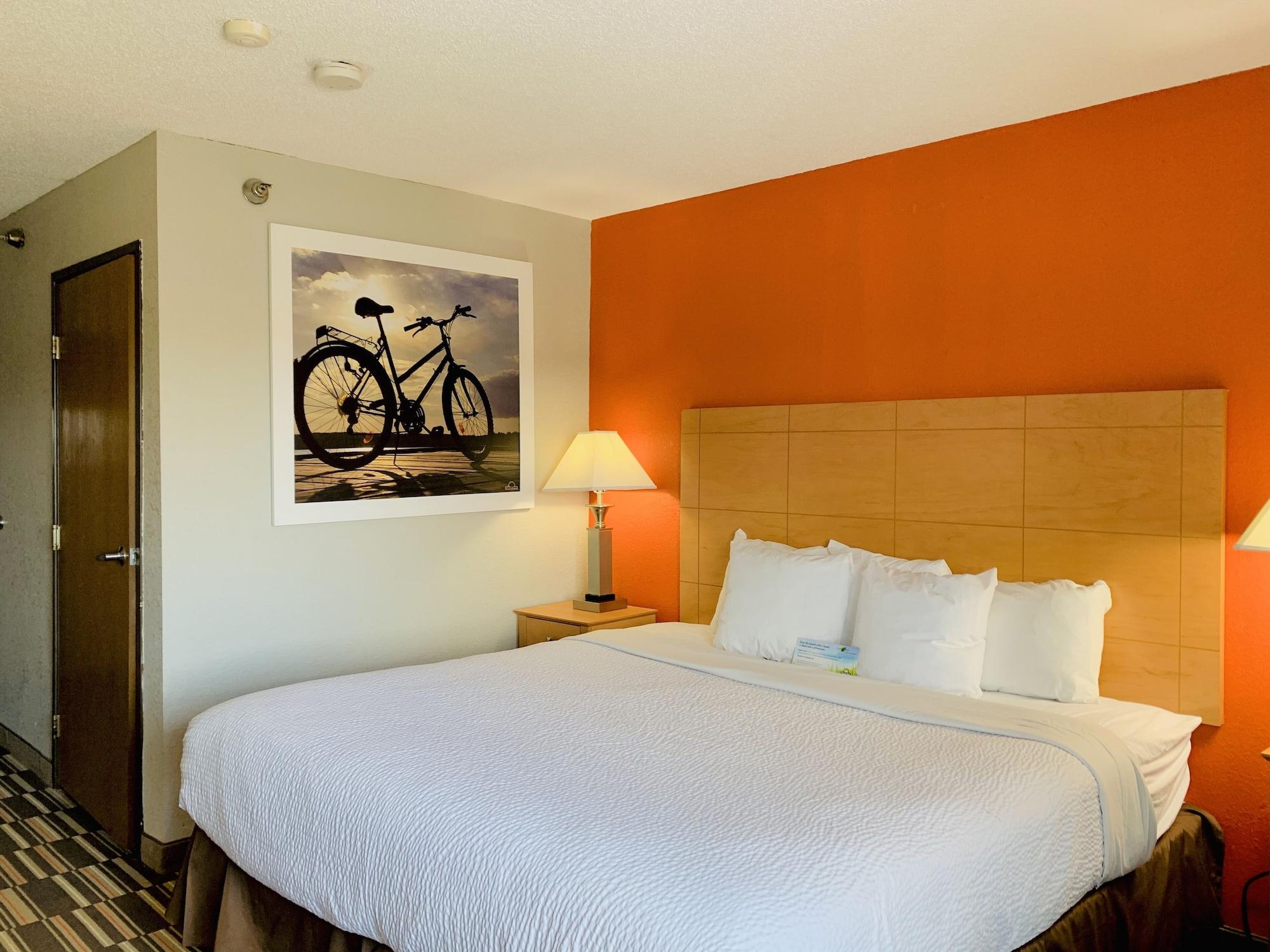 Days Inn By Wyndham Racine/Sturtevant Exterior photo