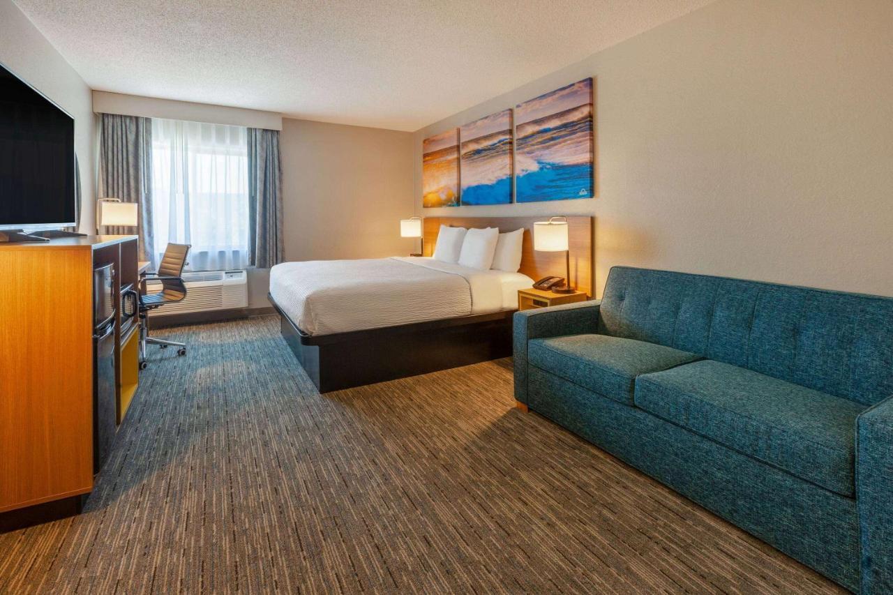 Days Inn By Wyndham Racine/Sturtevant Exterior photo