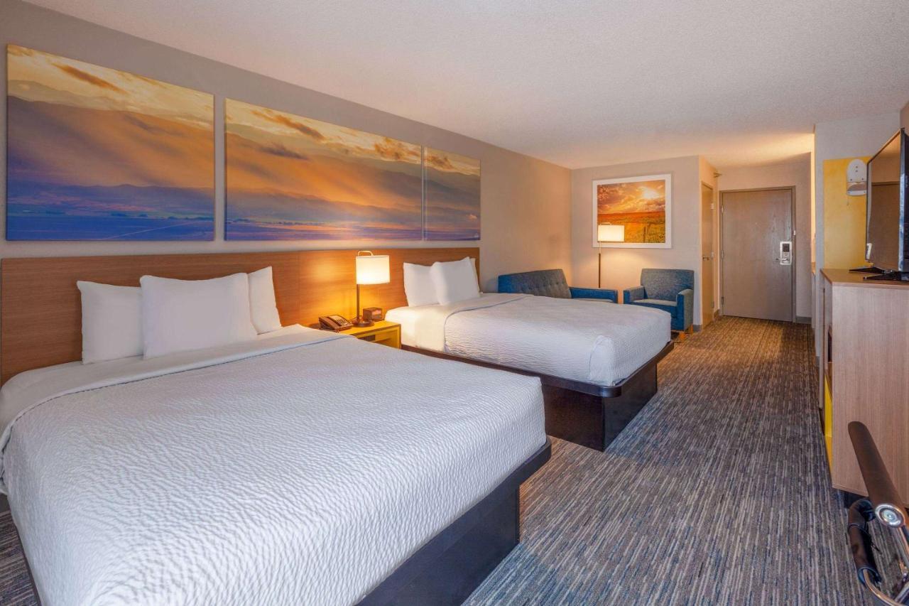 Days Inn By Wyndham Racine/Sturtevant Exterior photo
