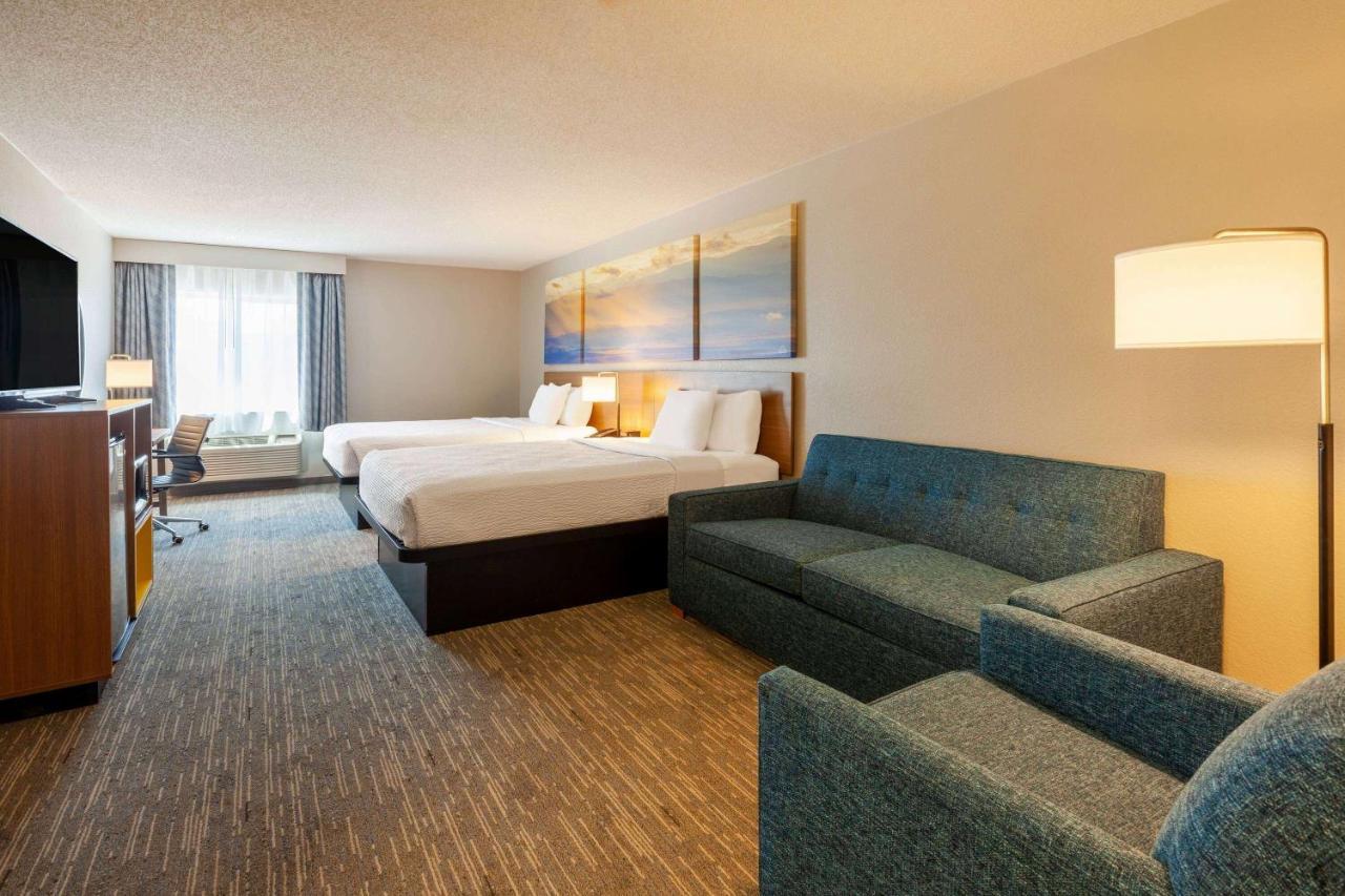 Days Inn By Wyndham Racine/Sturtevant Exterior photo
