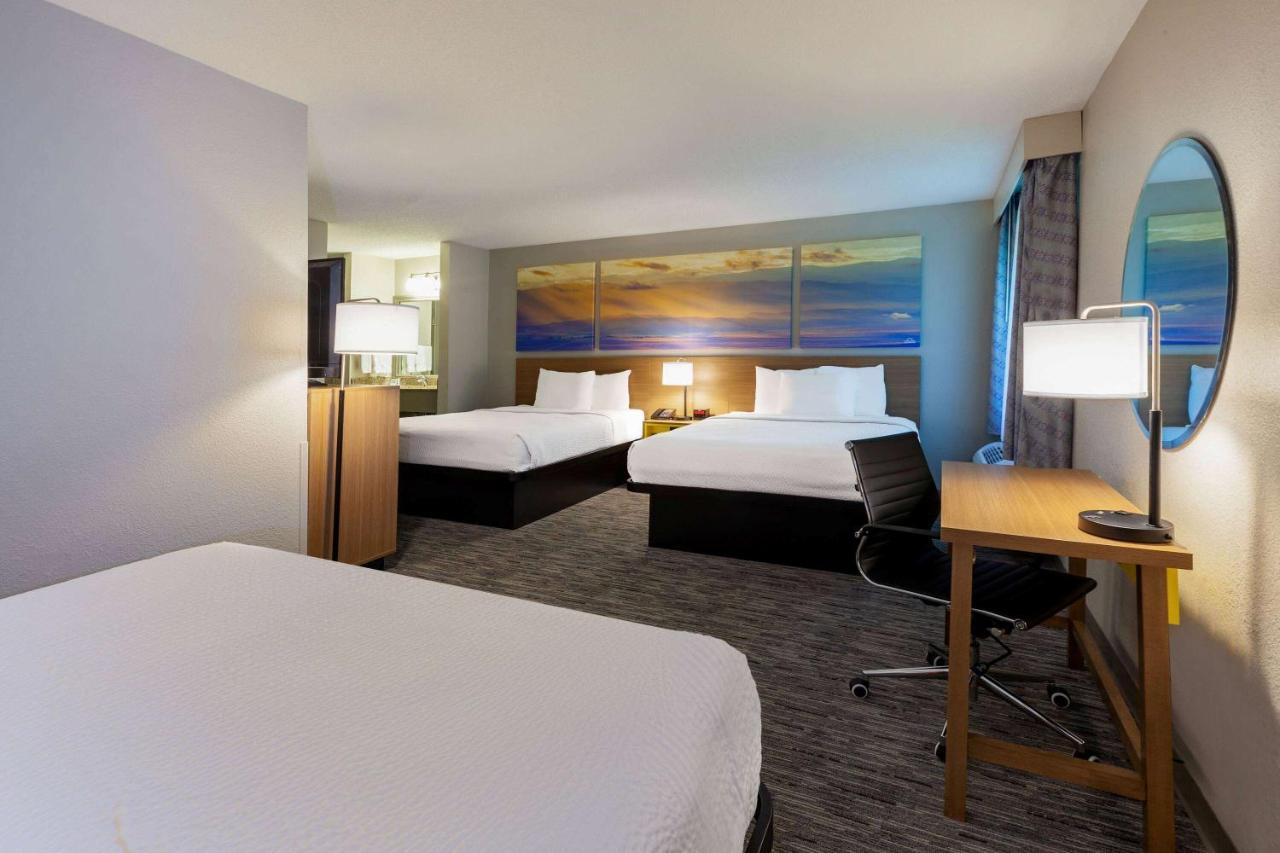 Days Inn By Wyndham Racine/Sturtevant Exterior photo