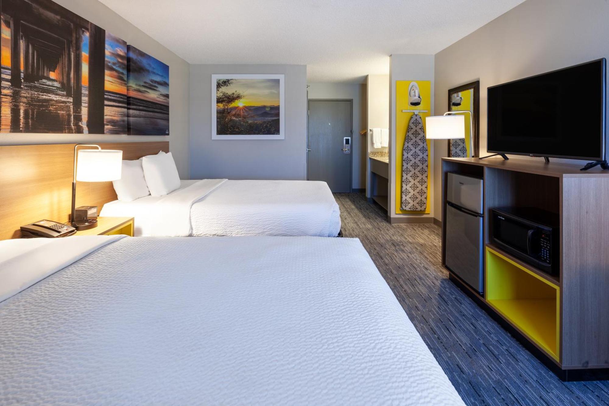 Days Inn By Wyndham Racine/Sturtevant Exterior photo